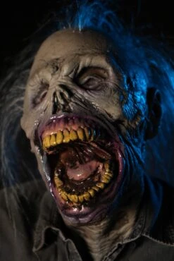 Death Rising -Distortions Unlimited Shop death rising zombie animated prop face