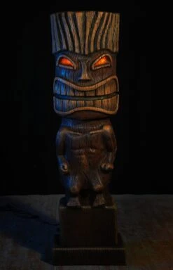 Tiki 9 Tiki -Distortions Unlimited Shop tiki giant decoration