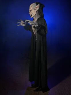 Vampire Legend -Distortions Unlimited Shop vampire legend side